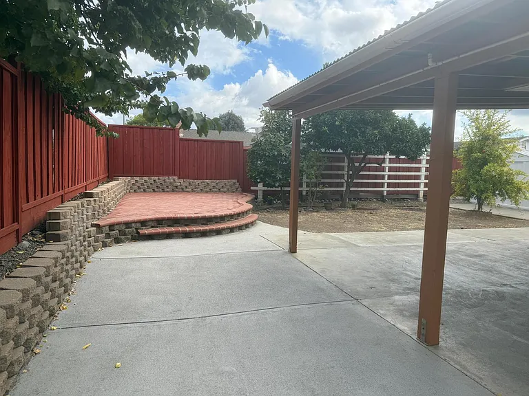 2739 Sugarplum Dr — Photo 20