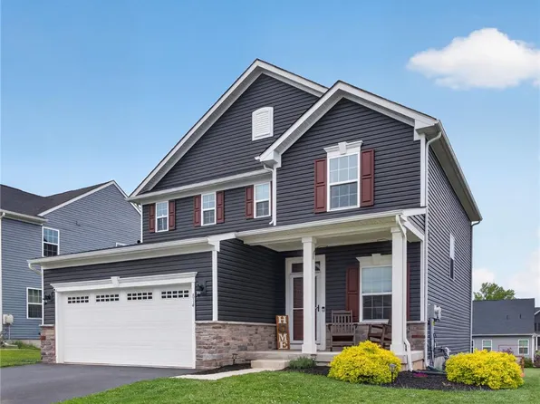814 Blackheath Ln N, Catasauqua, PA 18032