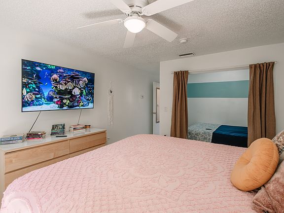 5th image of 5416 Desoto Pl #5416