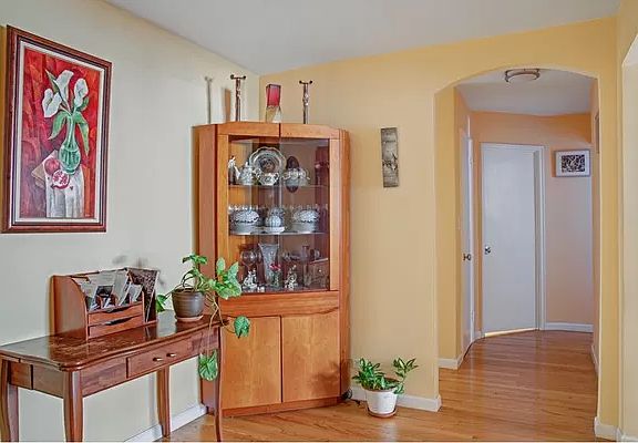 2nd image of 316 W 84th St APT 1D