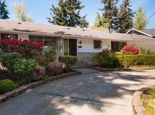 7119 84th Ave SE, Mercer Island, WA 98040