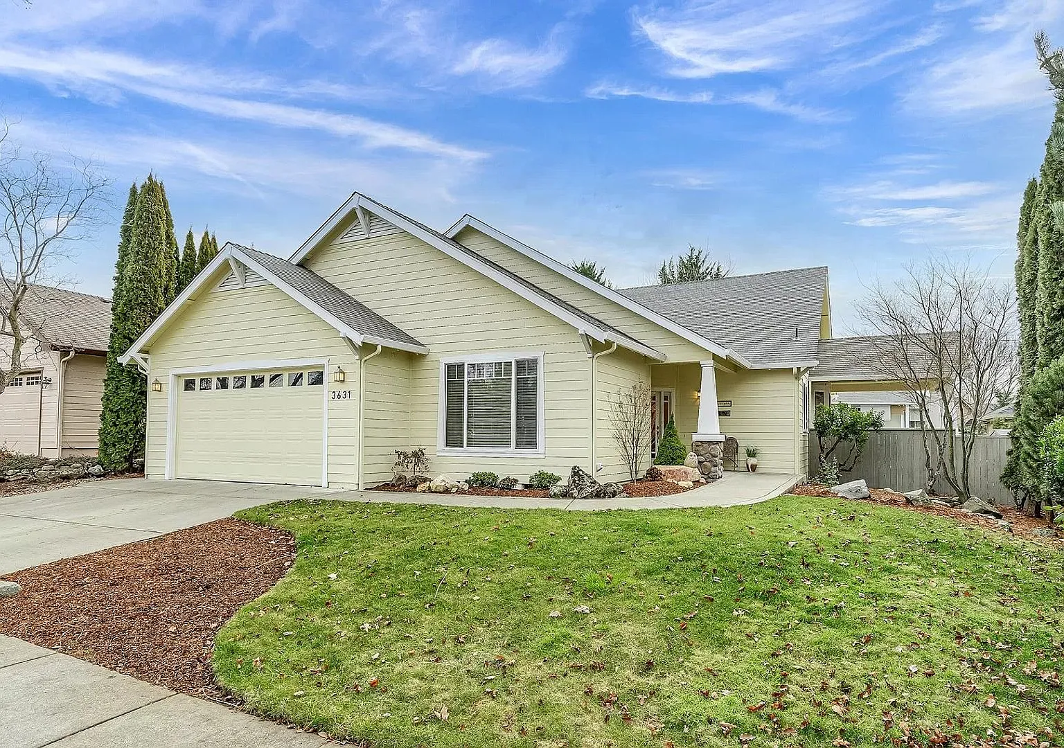 New To Market, 3 Bedroom East Medford Home — Photo 1