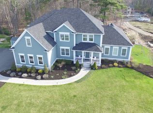 15 Little Meadow Way, North Reading, MA 01864