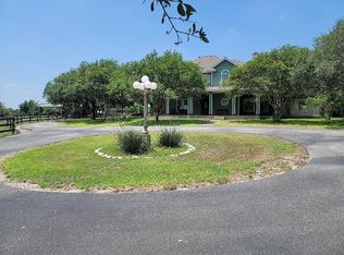 2217 County Road 125, Pettus, TX 78146