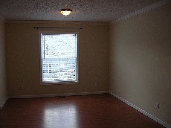 3rd image of 1328A Hibbard Dr #A