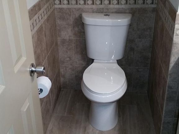 1/2 bathroom
