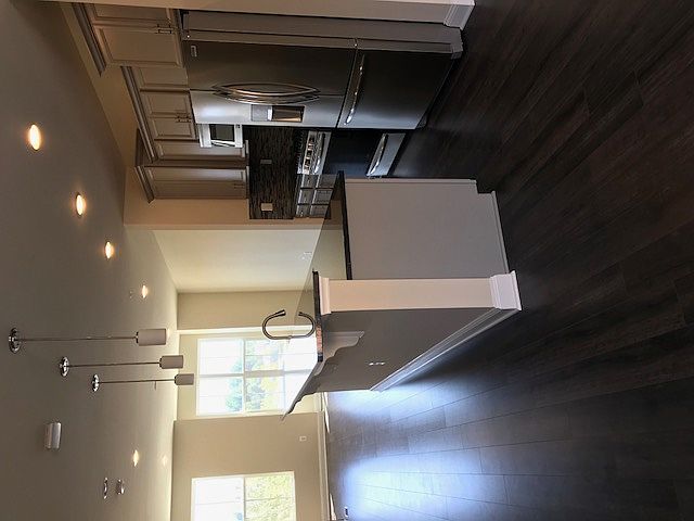 1st image of 7094 Banbury Dr