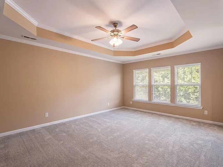 3001 Prospect Pkwy — Photo 21