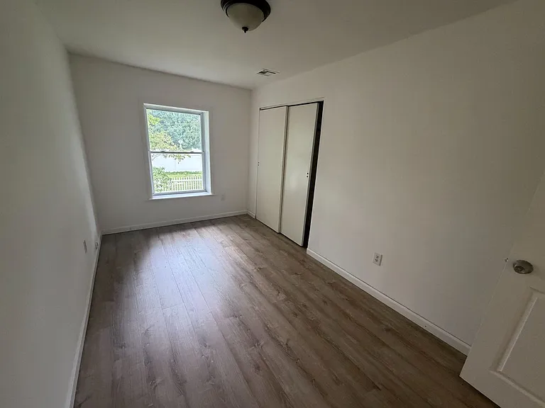 62 Pacific Ave — Photo 13
