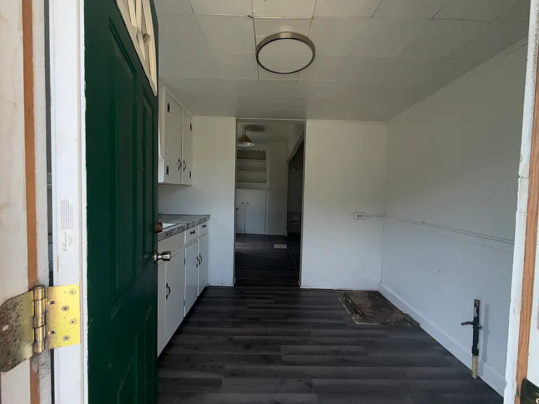 818 Halter Ct NW — Photo 3
