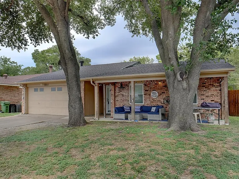 6512 Scarborough Pl — Photo 1