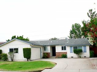 2534 Woodworth Ave, Clovis, CA 93612