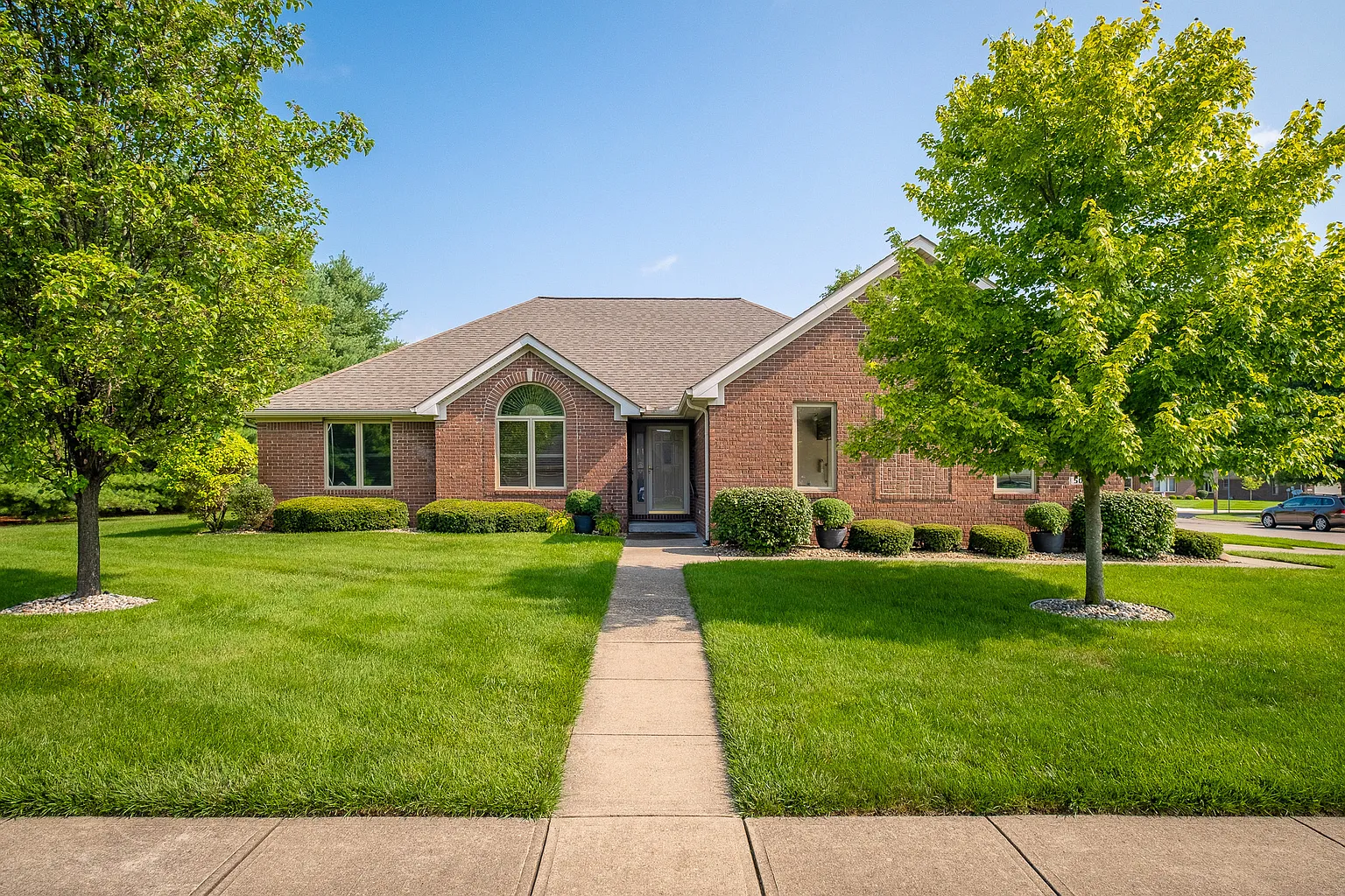 5098 Countess Dr photo 1