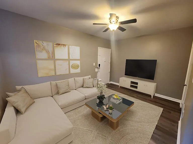 2915 Westwood Northern Blvd — Photo 2