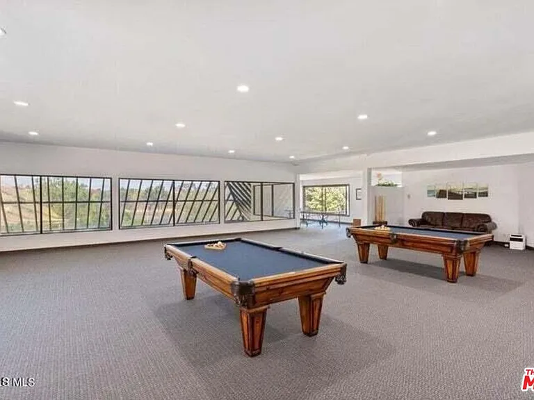 574 Island View Cir — Photo 22
