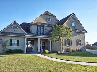 147 Dicharry Ct, Thibodaux, LA 70301