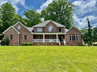 330 Rebecca Ln, Beaver, WV 25813
