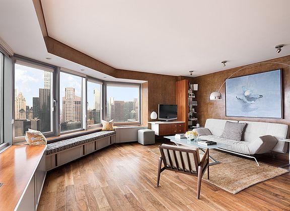3rd image of 150 W 56th St APT 4602