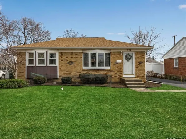 796 Sherwood Ct, Depew, NY 14043