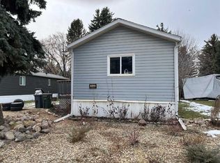 6405 54th St #12, Ponoka, AB T4J 1L9