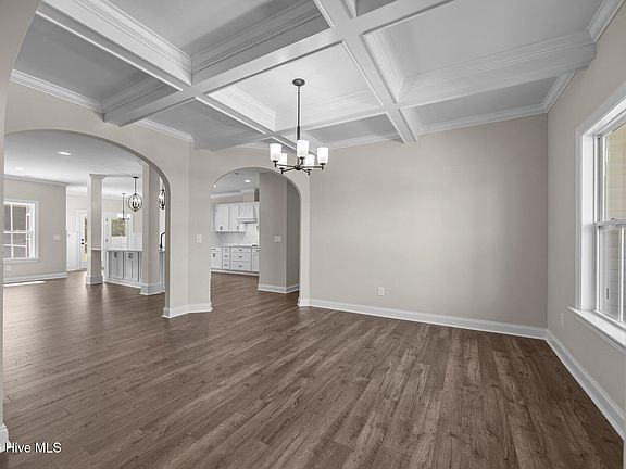 5th image of 867 Lendy Drive