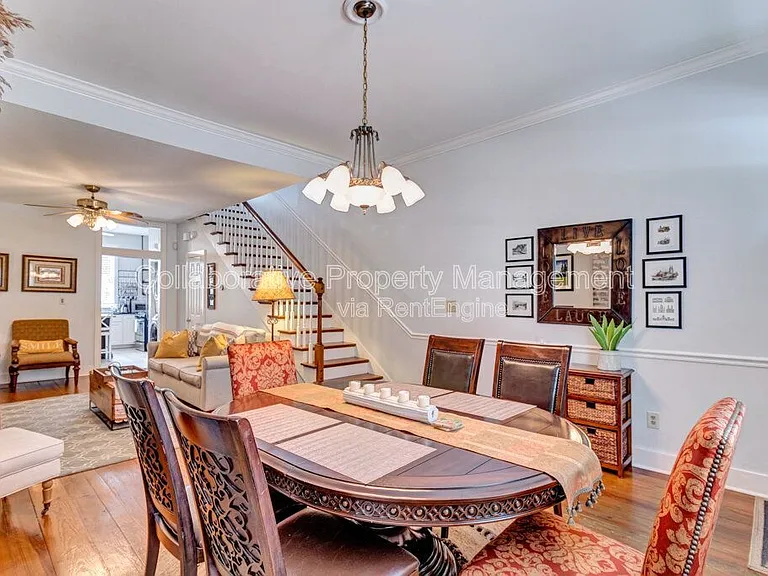 513 E Harris St — Photo 7