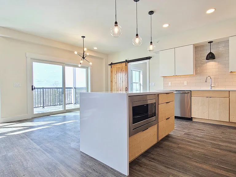 64 Aiken St #304 — Photo 30
