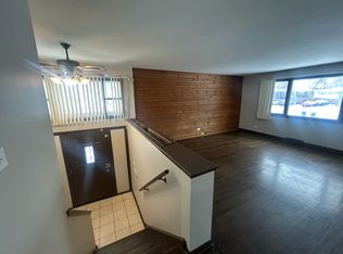 16948 Sunset Ridge Dr, Country Club Hills, IL 60478