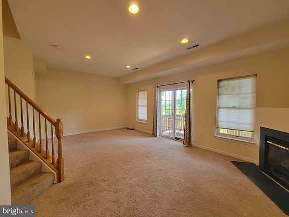 4th image of 3403 Governors Crest Ct