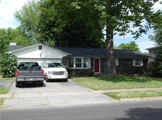 524 Brookside Ln, Plainfield, IN 46168