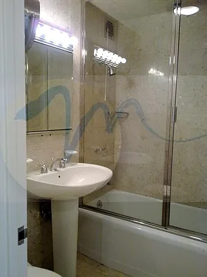 Rented by Medow Property | media 26