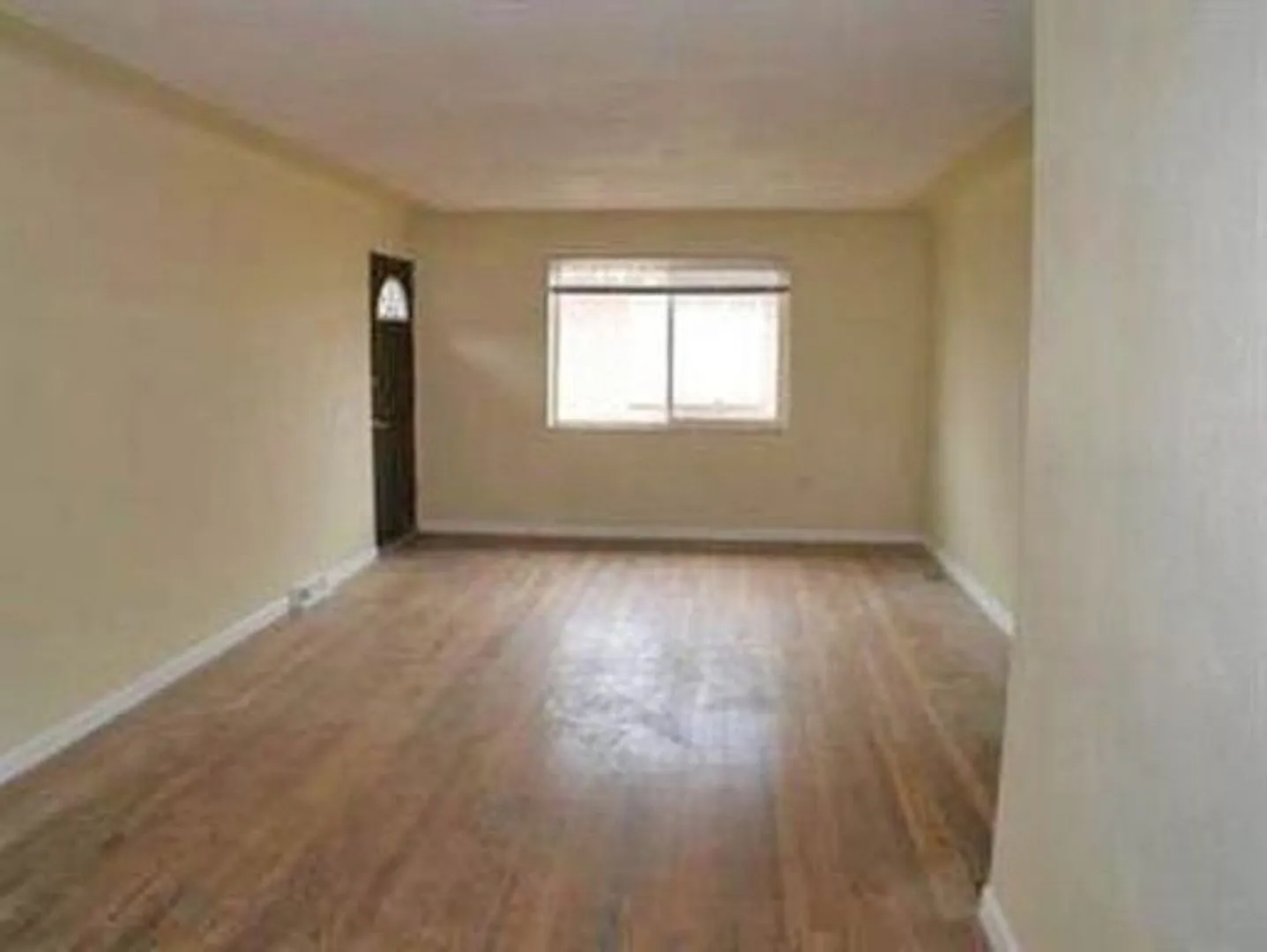 14MIL3408 — Photo 2