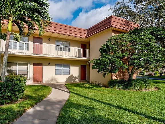 5th image of 24 Vista Gardens Trl APT 201