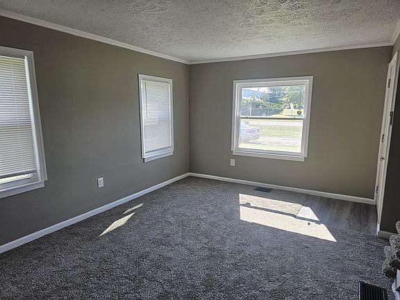 5th image of 1744 Woodland Ave