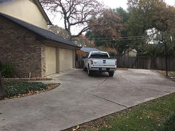 3rd image of 3819 Marine Ct