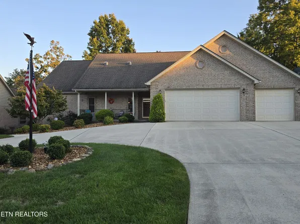 207 Forest Hill Dr, Fairfield Glade, TN 38558