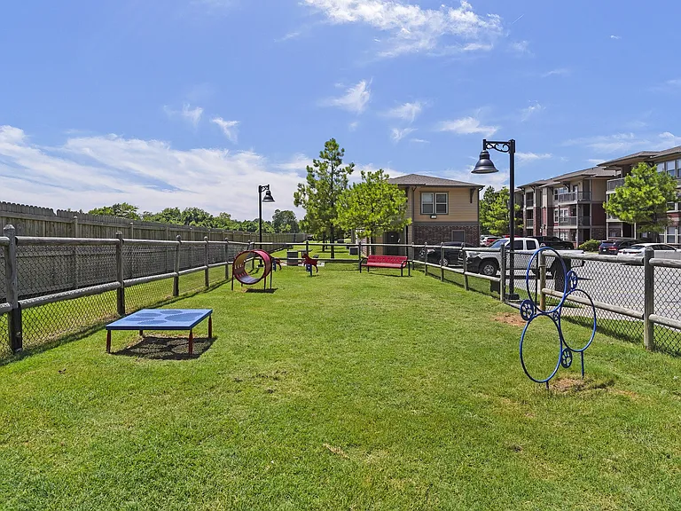 Icon at Broken Arrow Apartments — Photo 29