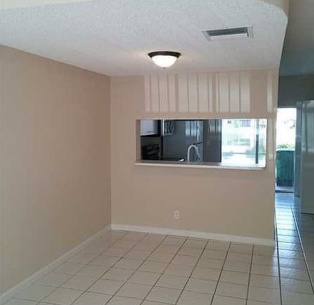 3rd image of 4935 SW 31st Ter
