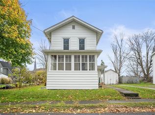 5 Jay St, Phelps, NY 14532