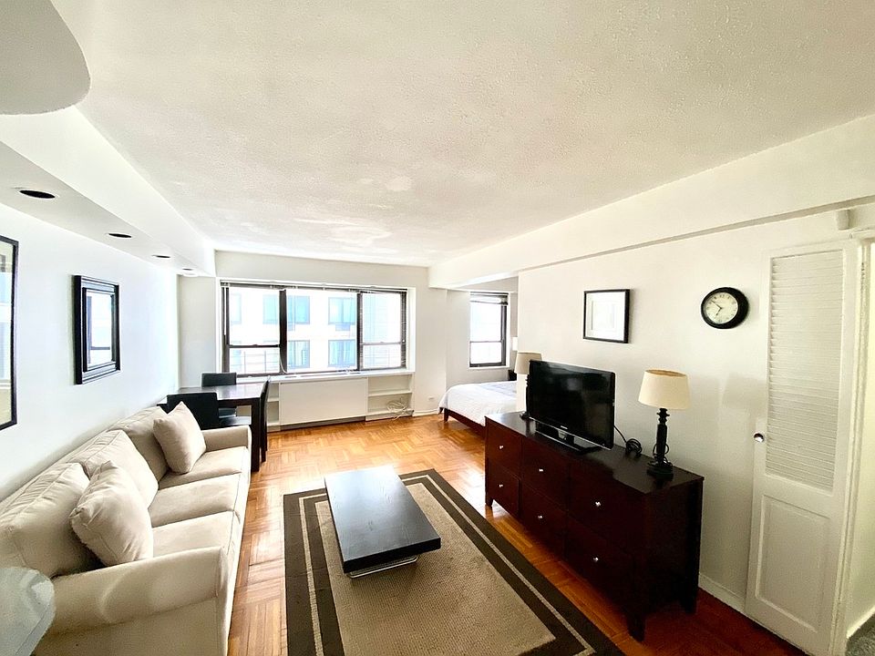 1st image of 210 E 47th St #10BB