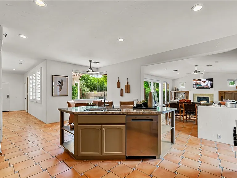 78900 Rio Seco — Photo 12
