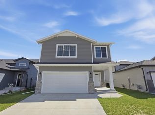 1462 68th Ave S, Fargo, ND 58104