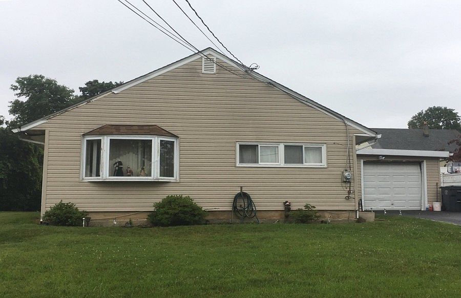 1st image of 46 Jackson Pl
