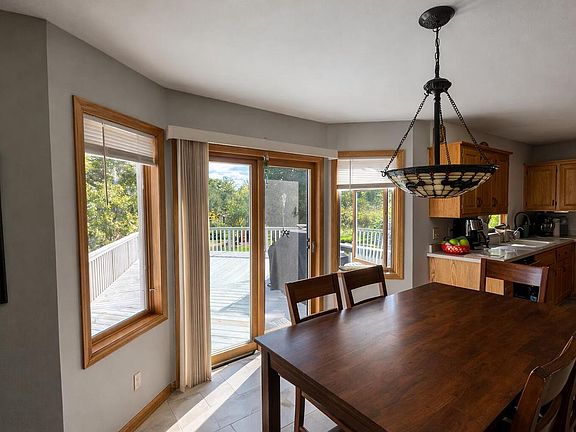 4th image of W253S10980 Hunters Run