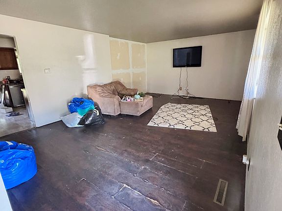 3rd image of 2303 N 3rd St