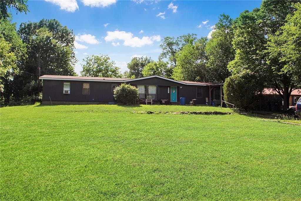 1851 E 1700th Rd, Lawrence, KS 66044 Zillow