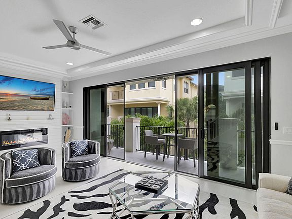 5th image of 628 Windward Circle N #64