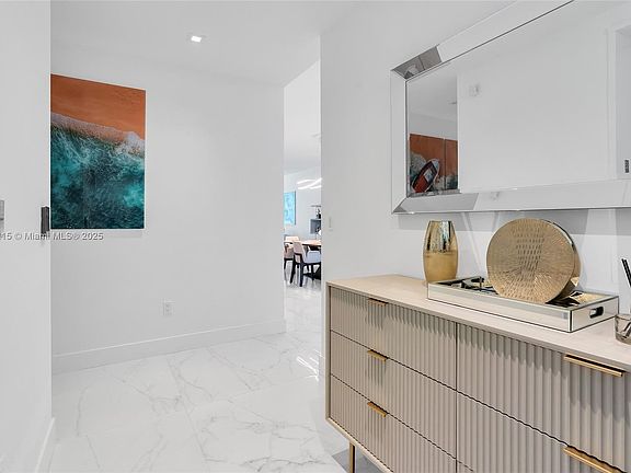 4th image of 16901 Collins Ave APT 3203