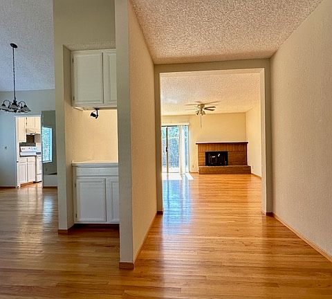 4th image of 744 Portswood Dr
