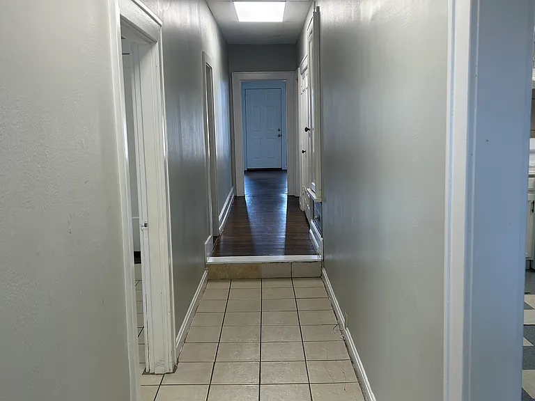 209 S Bonner St — Photo 11